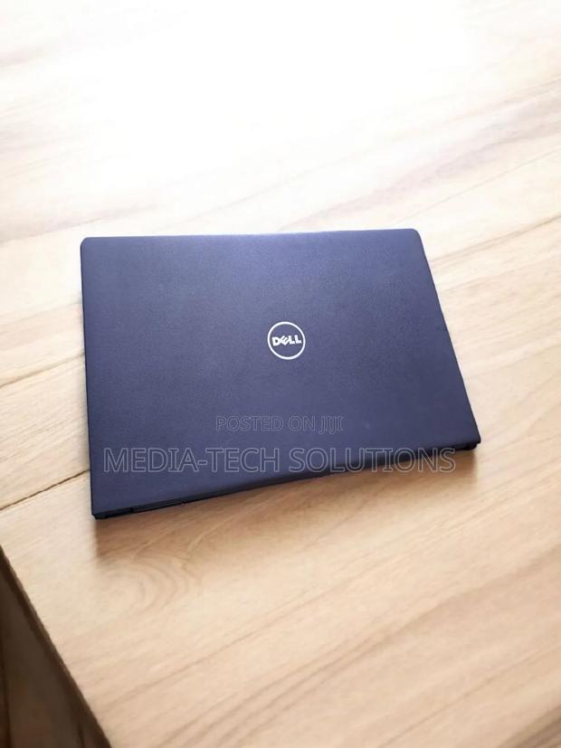 Laptop Dell Vostro 15 3000 8GB Intel Core i5 SSD 256GB · Photo 3