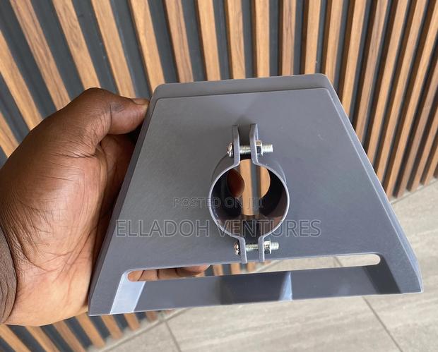 Generation 3 Starlink Mount With Pole ( Short) · Photo 3