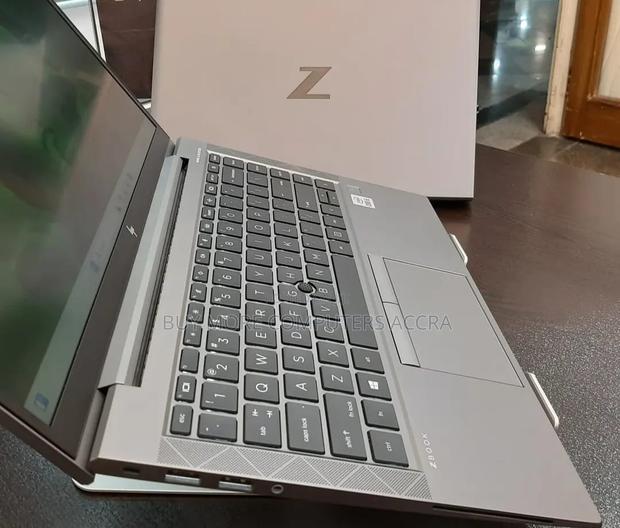Laptop HP ZBook Firefly 14 G7 16GB Intel Core I5 SSD 256GB · Photo 6