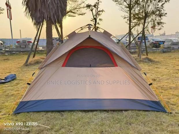 4 Person Automatic Tent · Photo 2