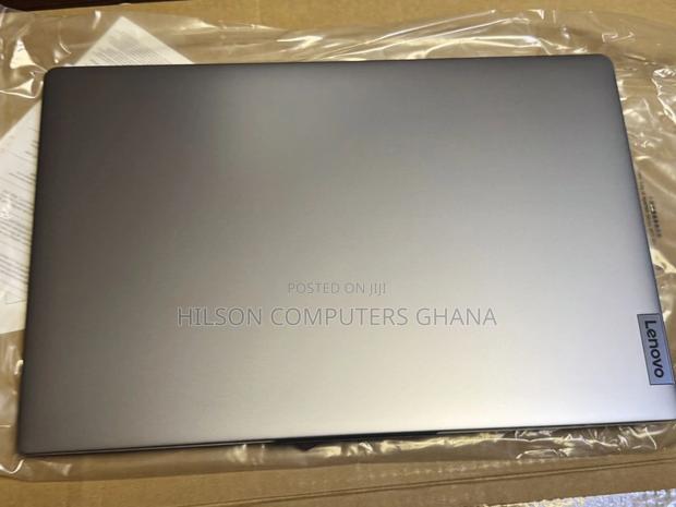 New Laptop Lenovo Ideapad 3 8GB Intel Core i3 SSD 256GB · Photo 2
