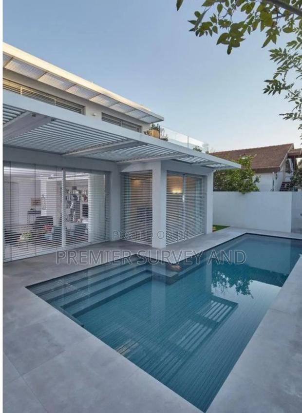 Swimming Pool Construction Expert · Photo 4
