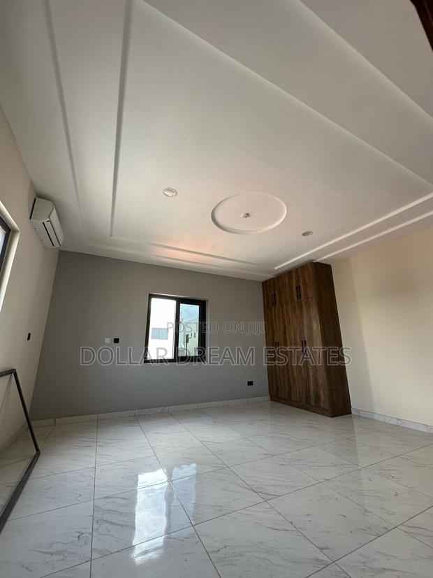 4bdrm House in Airport Residential Area for sale · Photo 2