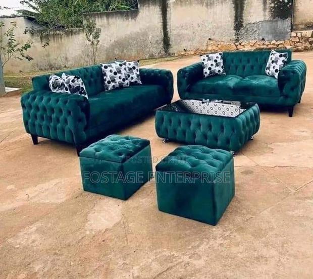Durable Well Designed Foreign Couch#Free Delivery · Photo 1