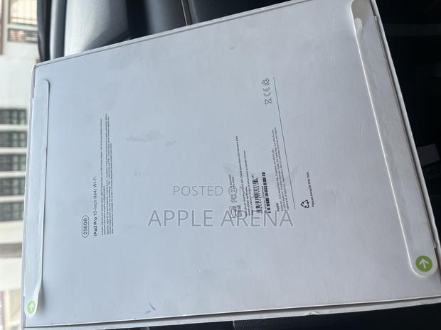 New Apple iPad Pro 13 (2024) 256 GB Black · Photo 3