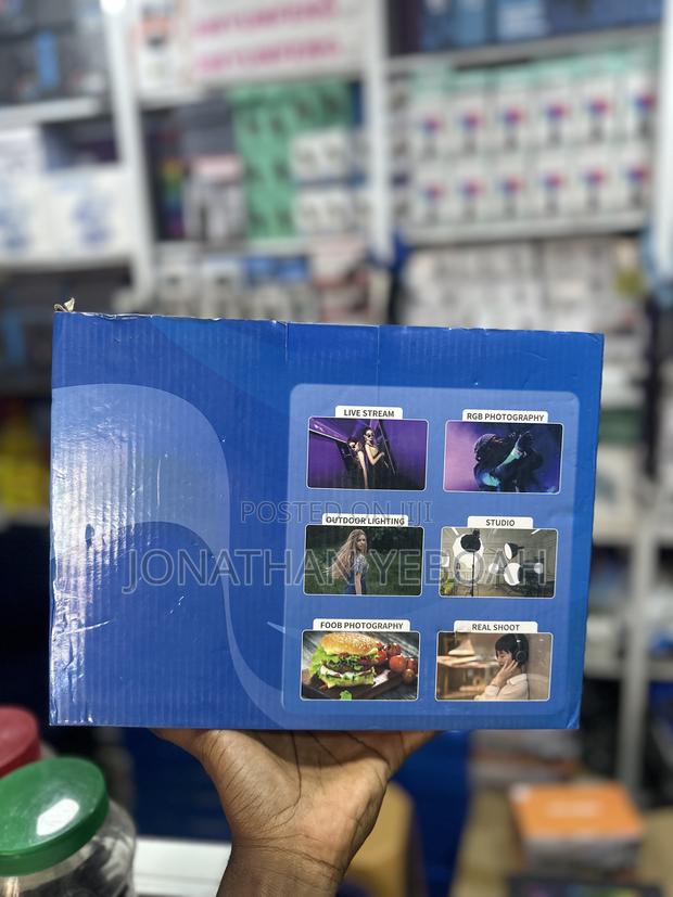 Portable Led Camera Light With Stand · Photo 2