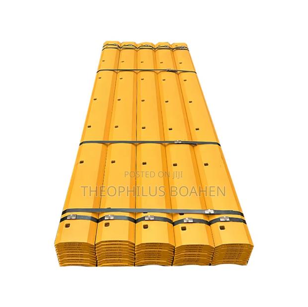 Grader Blades(15 Holes) · Photo 3