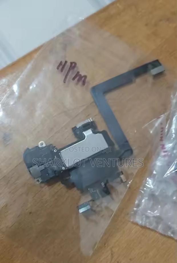 Earpiece With Flex Cable For iPhone 11 Pro Max · Photo 4