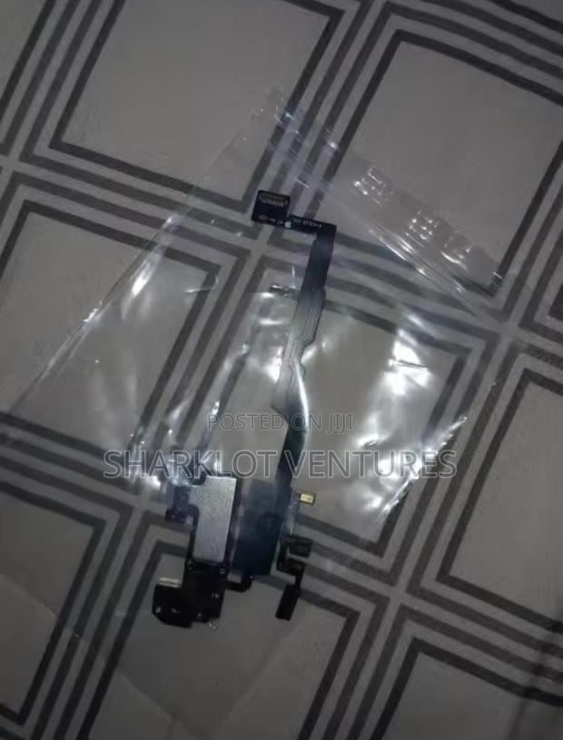 Earpiece Speaker for iPhone Xr · Photo 3