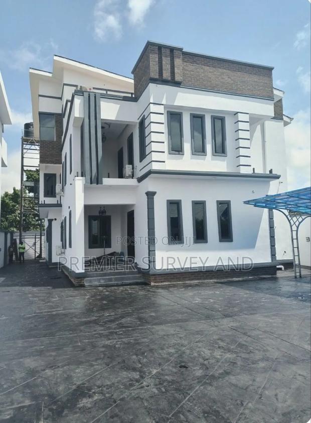 Building Construction Company · Photo 1
