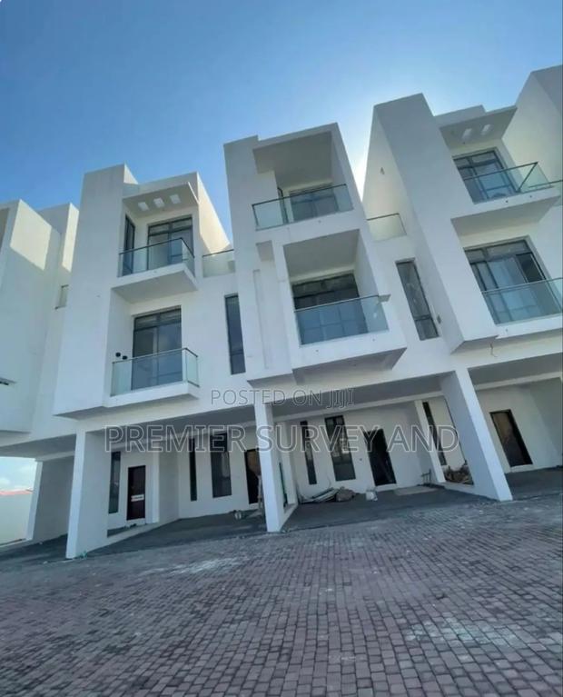 Building Construction Company · Photo 3