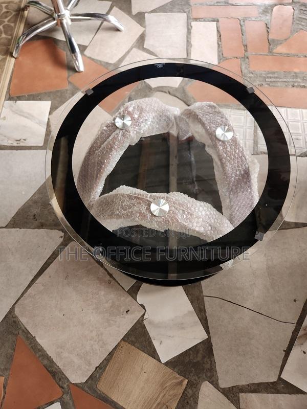 50cm Round Center Table · Photo 2