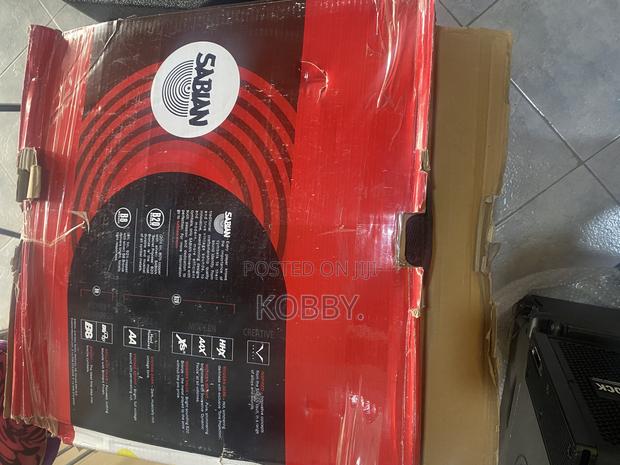 Sabian Cymbal Set · Photo 1