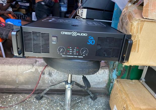 Crest Audio Ca30 Professional Power Amplifier · Photo 1