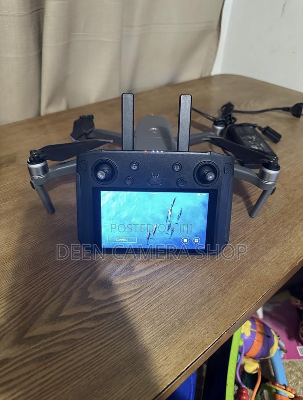 Dji Mavic 2 Pro + Smart Controller · Photo 2