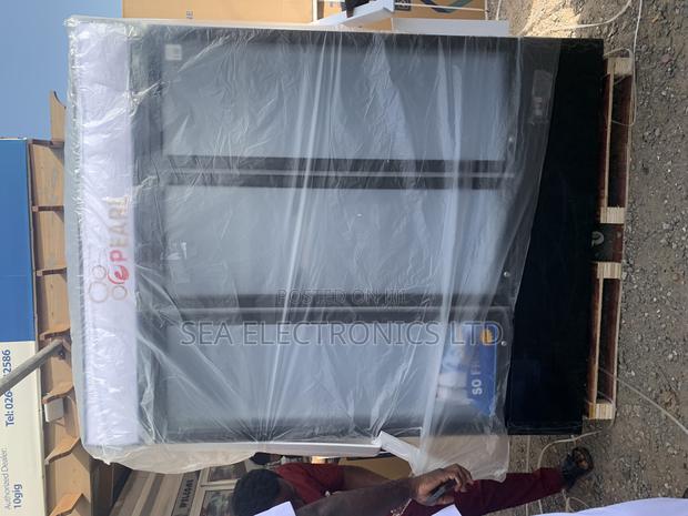 Order Pearl Showcase Display 3 Doors · Photo 1