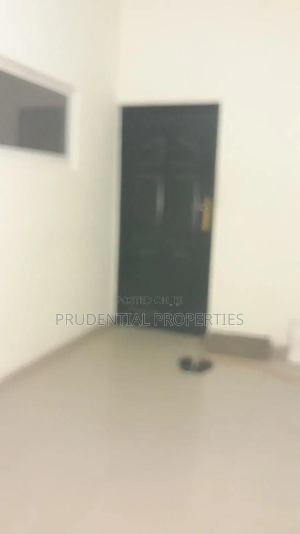 17bdrm Block of Flats in North Kaneshie for sale · Photo 6