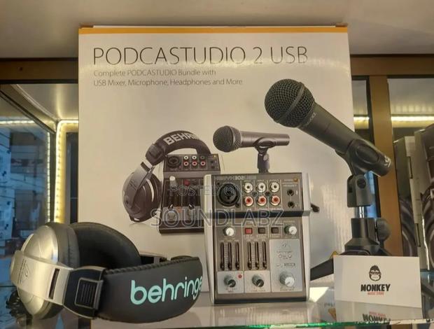 Behringer Podcastudio 2 Usb Complete Podcasting Bundle · Photo 3