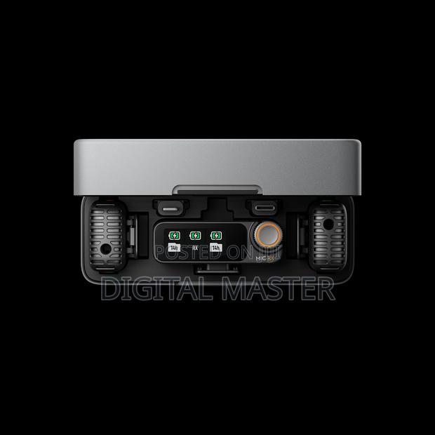 Dji Mic 2 2person Compact Digital Wireless Microphone System · Photo 3