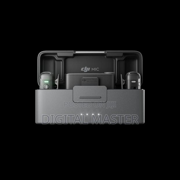 Dji Mic 2 2person Compact Digital Wireless Microphone System · Photo 4