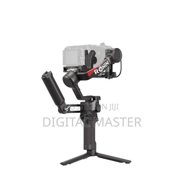 Dji Rs 4 Gimbal Stabilizer Combo · Photo 1