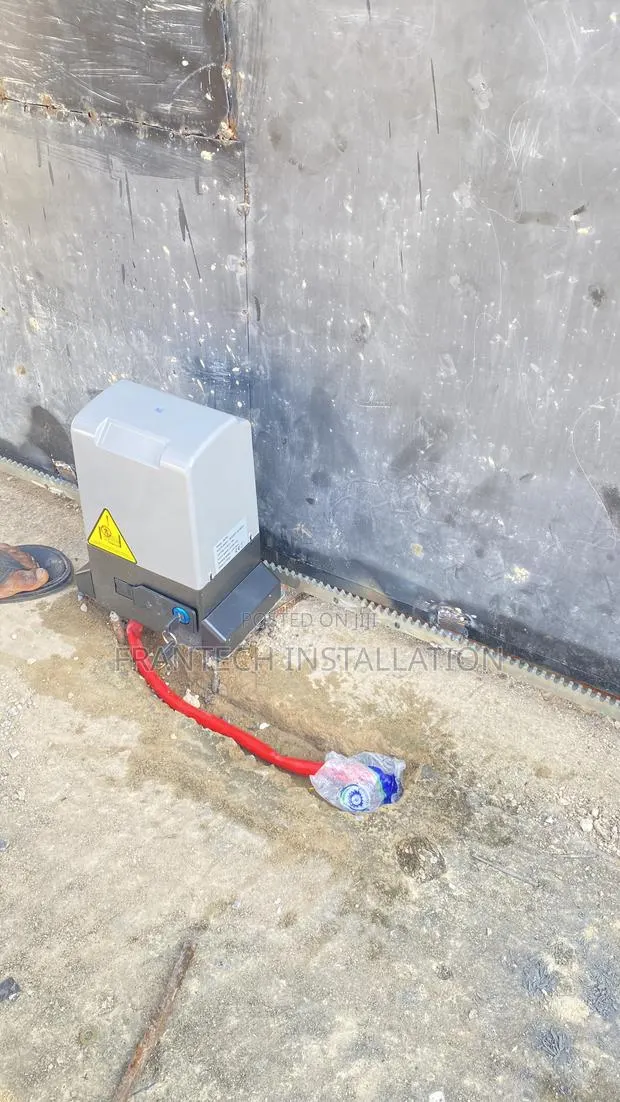 Automated Gate Installer and Maintenance · Photo 1