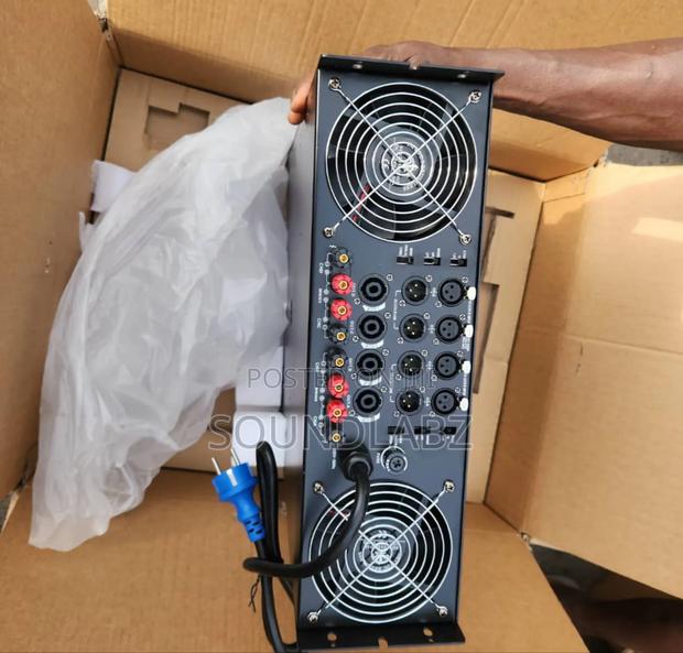 Ev/Yamaha 4channel Amplifier · Photo 2