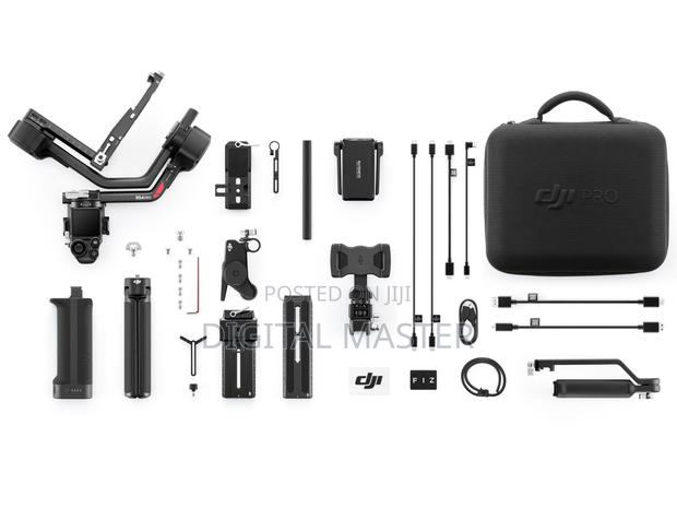 Dji Rs 4 Pro Gimbal Stabilizer Combo · Photo 2