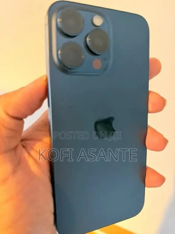 Apple iPhone 15 Pro Max 512 GB Blue · Photo 1