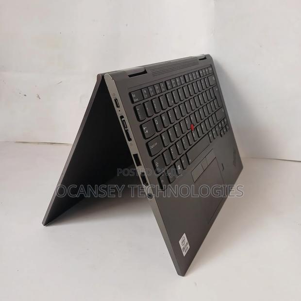 Laptop Lenovo Thinkpad X1 Yoga 16GB Intel Core i5 SSD 256GB · Photo 2