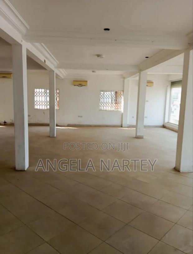 Office Space for Sale at Main Spintex Road · Photo 6