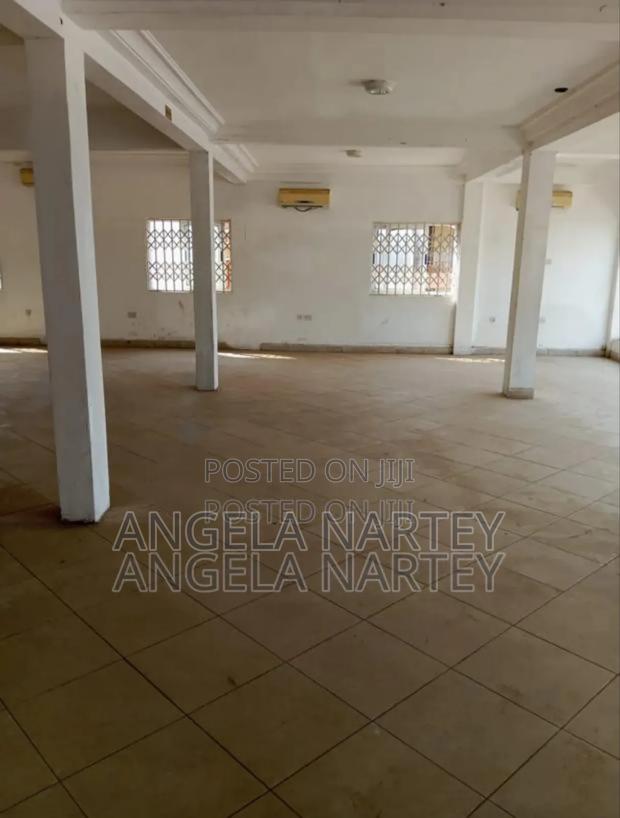 Office Space for Sale at Main Spintex Road · Photo 7