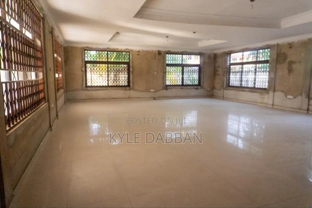 6bdrm House in Tema Metropolitan for sale · Photo 2