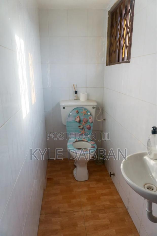 6bdrm House in Tema Metropolitan for sale · Photo 4