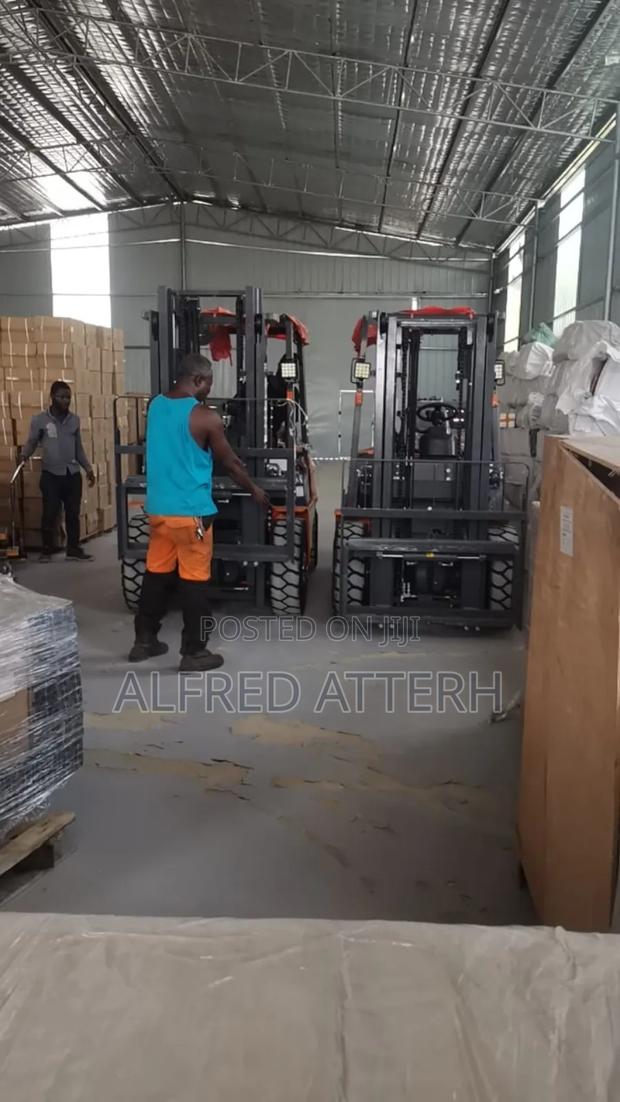 Fortlift Machine 3 Tons · Photo 3