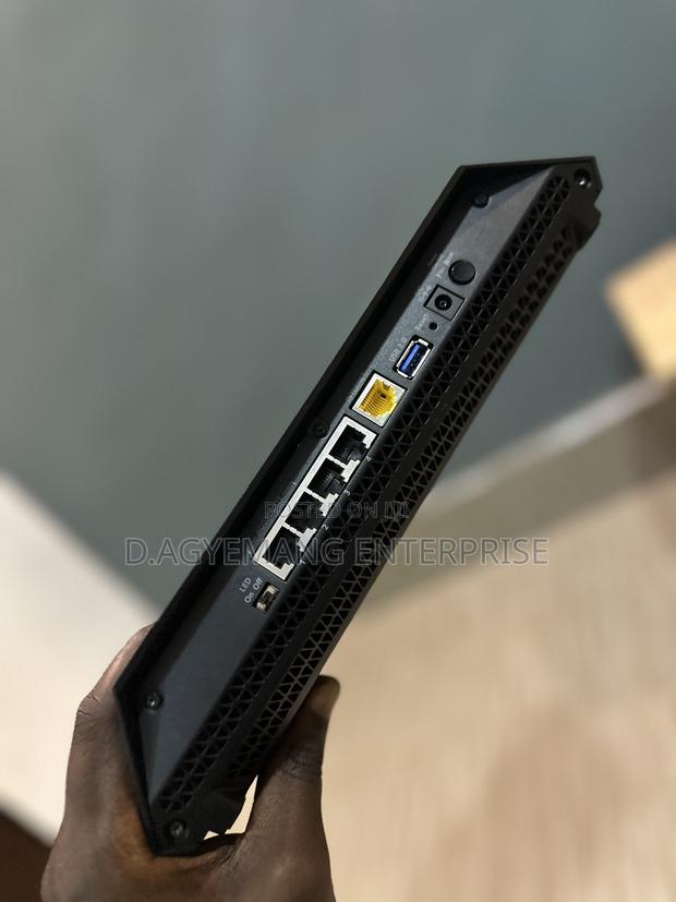 Netgear Nighthawk · Photo 2