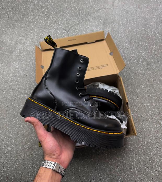 Your Authentic Dr Martens High Boot Platform · Photo 1
