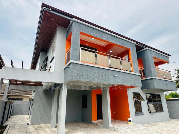 4bdrm House in Charclem Ventures, ECOMOG for sale · Photo 2