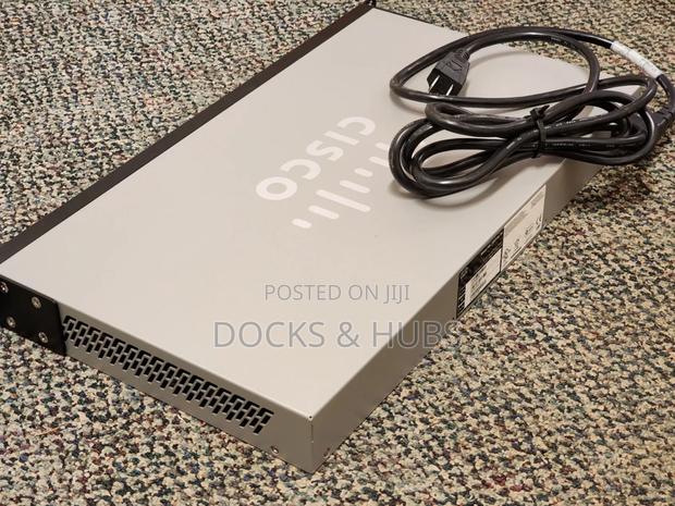 Cisco Sg200-50fp 50 Port Gigabit Smart Ethernet Switch · Photo 3