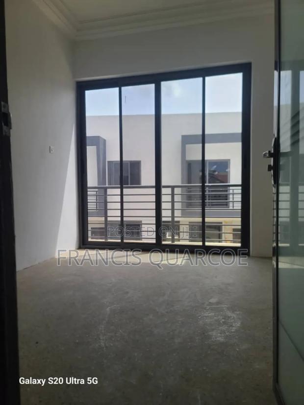 Furnished 4bdrm Apartment in Westlands Estates, Presby Church Area · Photo 8