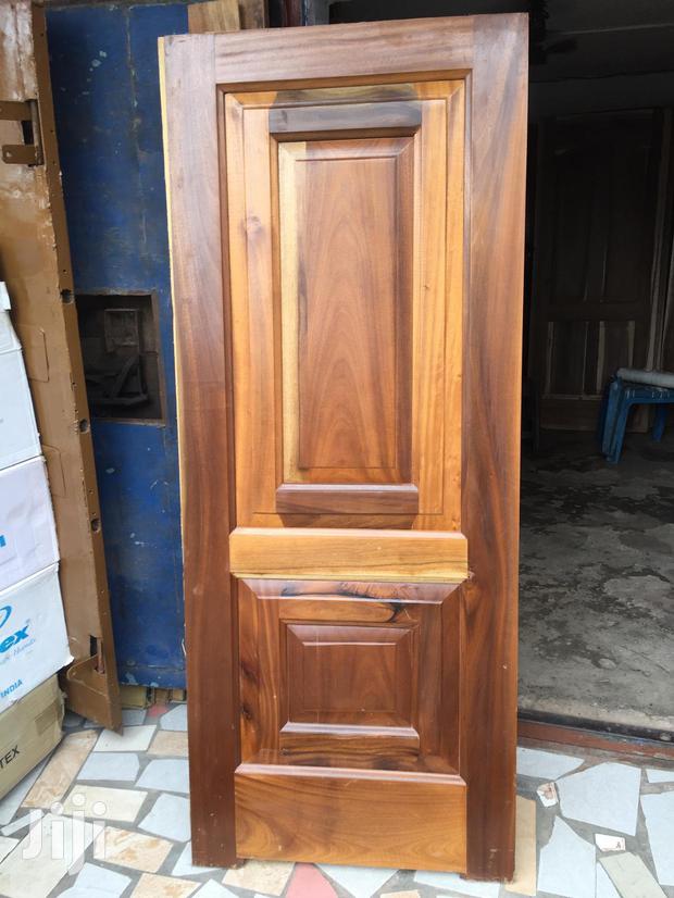 Wooden Doors · Photo 1