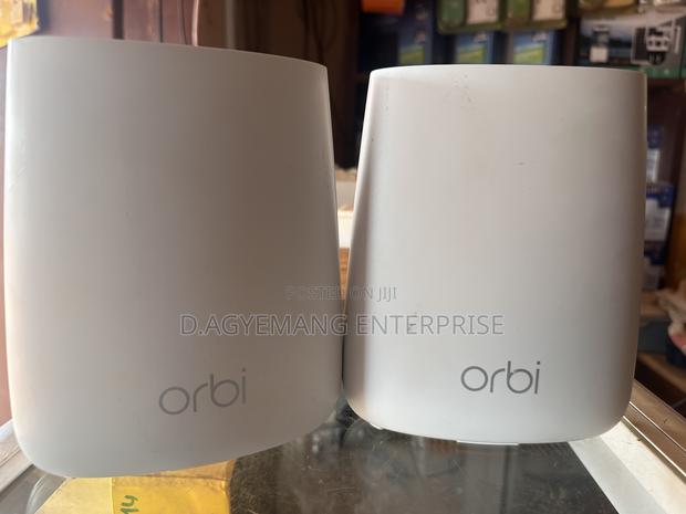 Netgear Orbi · Photo 1