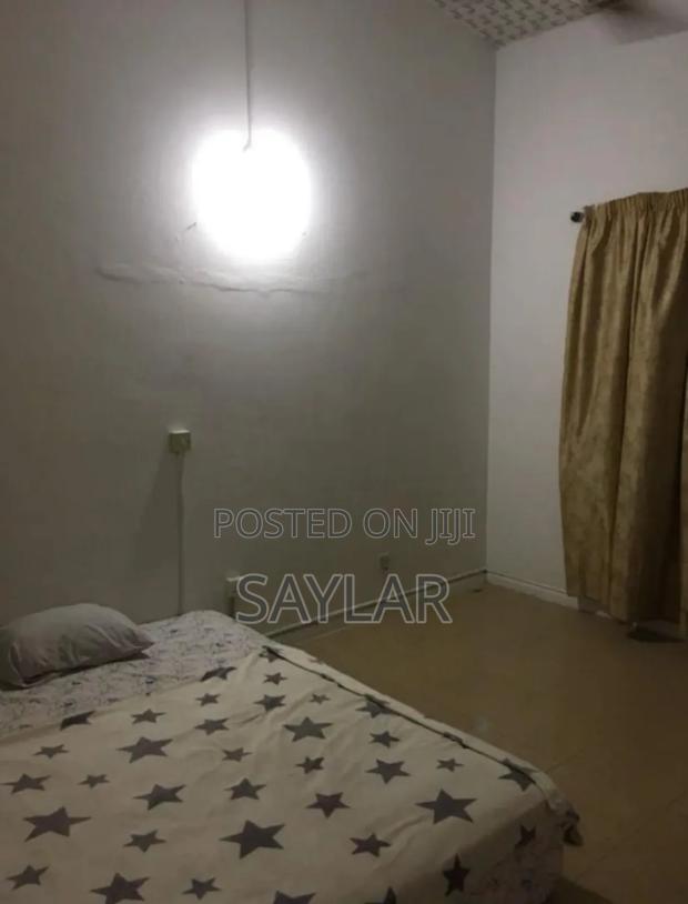 3 Bedrooms House Sitting on 90/100 Land Size Tema Comm12 · Photo 6