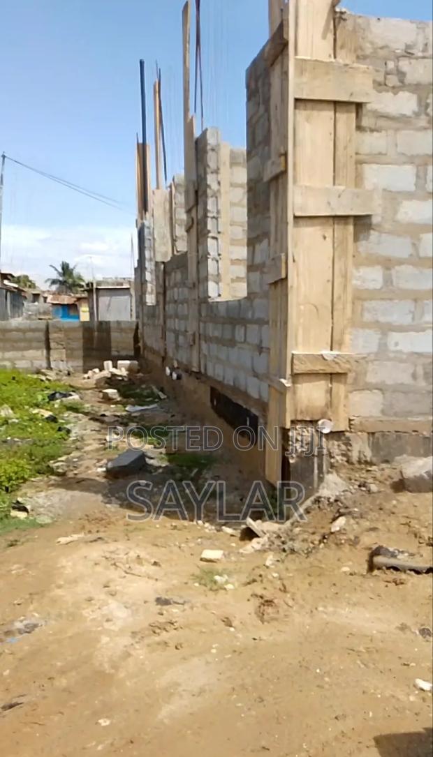 Lintel Reach Apartment House for Sale · Photo 1