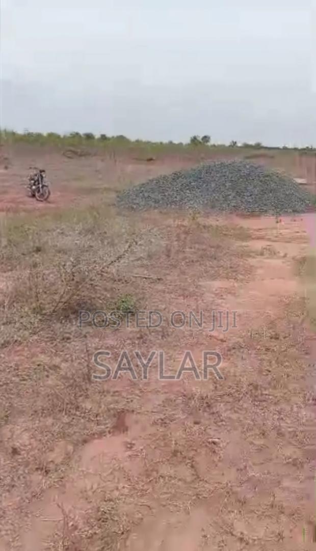 Full Plot Tema West Klagon, With Uncompleted Building on Lintle Level · Photo 3