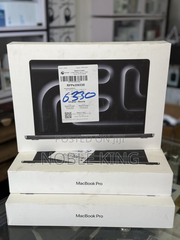 New Apple MacBook Pro 2024 M4 Max 16-Inch 48GB Apple M4 Max SSD 1T · Photo 1