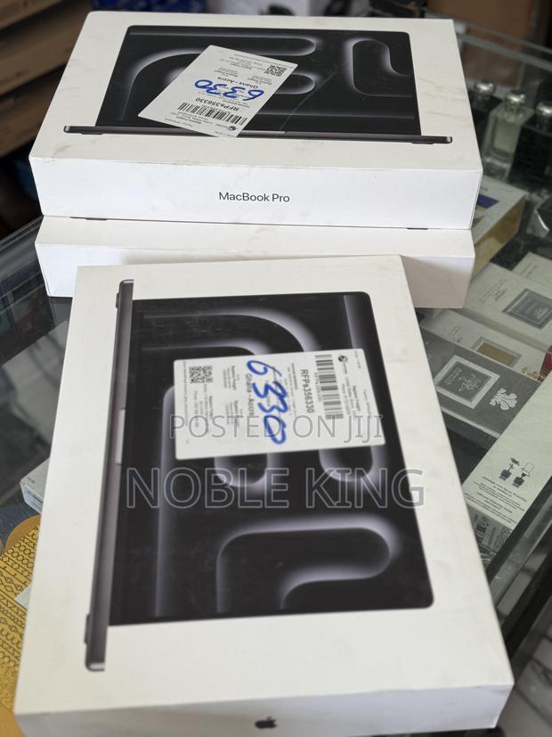New Apple MacBook Pro 2024 M4 Max 16-Inch 48GB Apple M4 Max SSD 1T · Photo 4