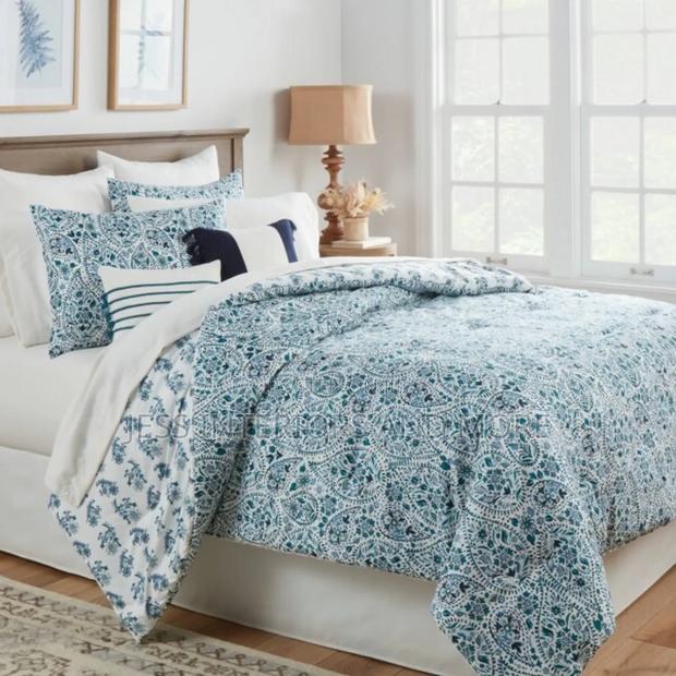 Threshold 12pc Reversible Comforter Sheets Set · Photo 1
