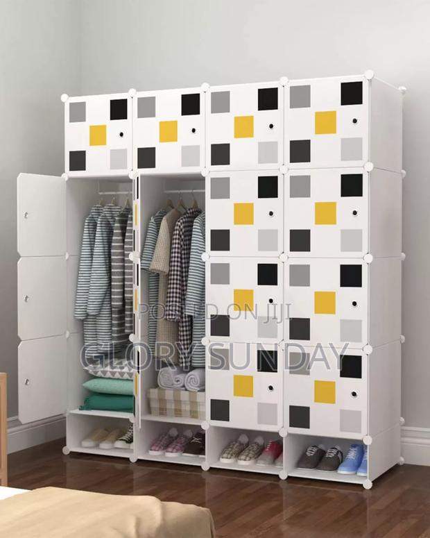 Multifunctional Plastic Cabinet Cubes. · Photo 7