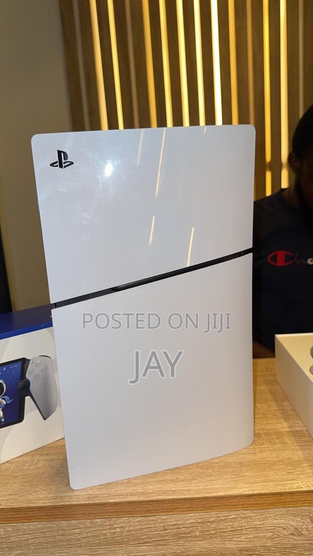 Ps5 Slim Digital Uk Used · Photo 1